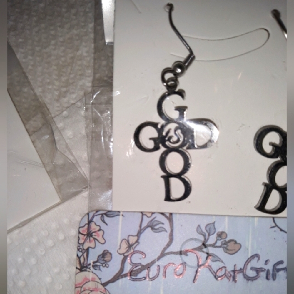 Cross Necklace Silver‎ Pendant (1 ) Faith or Grace, Pendant 18-22’chain NEW - Picture 5 of 10